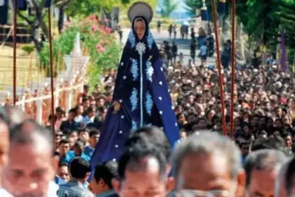 Prosesi Semana Santa di Kota Larantuka Kembali Digelar Setelah Dua Tahun Vakum Akibat Pandemi Covid-19. Cek Jadwalnya Disini!