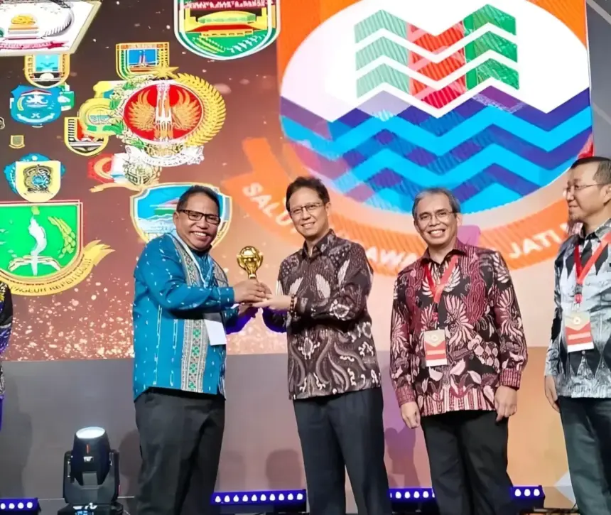 terima penghargaan