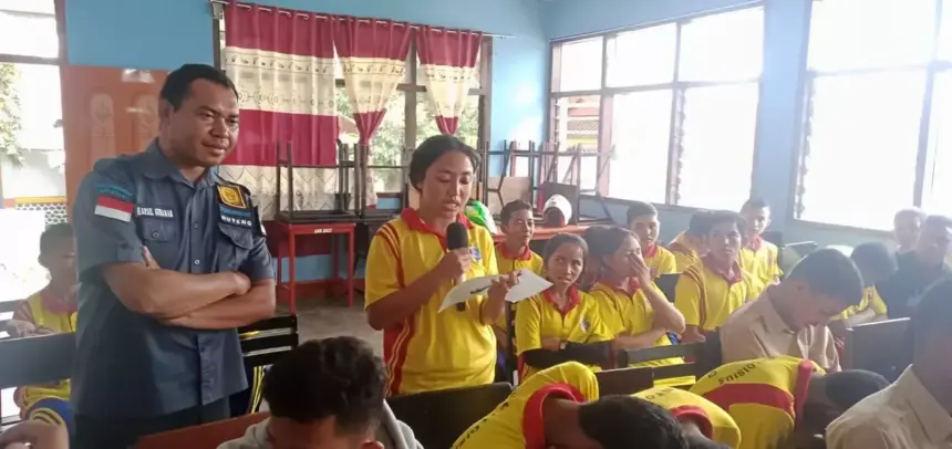 PBH Peradi Ruteng Lakukan Penyuluhan Hukum di SMK St Aloysius Ruteng, Siswa Antusias