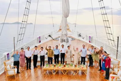 Transaksi Mata Uang Asing Selama KTT ASEAN di Labuan Bajo Capai Rp15,8 Miliar