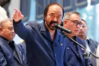 Pasca Ditetapkan Jadi Tersangka, Partai NasDem Pilih Tak Pecat Johnny Plate