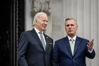 Akhiri Kebuntuan, Joe Biden dan Ketua Dewan Amerika Serikat Sepakati Kenaikan Plafin Utang