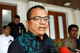 Denny Indrayana Klaim Dapat Bocoran Soal Putusan MK: Pemilu Legislatif 2024 Pilih  Partai