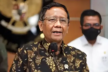 Mahfud MD Tanggapi Rencana Johnny Plate Jadi Justice Collaborator