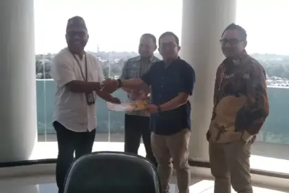 Dr. Maksimus Regus Resmi Menjadi Rektor Unika Santu Paulus Ruteng untuk Periode 2023-2027