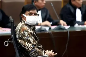 Jalani Persidangan, Dana Korupsi Johnny Plate Yang Mengalir ke Gereja dan Universitas di NTT Terungkap