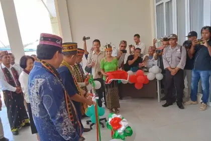 Bupati Nabit meresmikan RS Pratama Reo