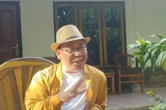 sebastian salang calon wakil gubernut NTT