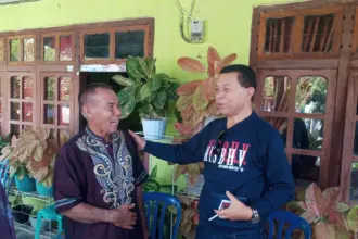 Wabup Heri Ngabut silaturahmi Idul Fitri di Kecamatan Reok, Manggarai, NTT