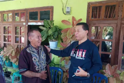 Wabup Heri Ngabut silaturahmi Idul Fitri di Kecamatan Reok, Manggarai, NTT